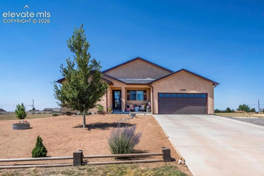1005 N Kirkwood Drive, Pueblo