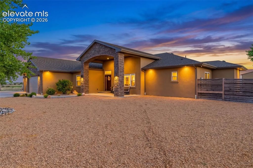 1148 W Buena Ventura Court, Pueblo West