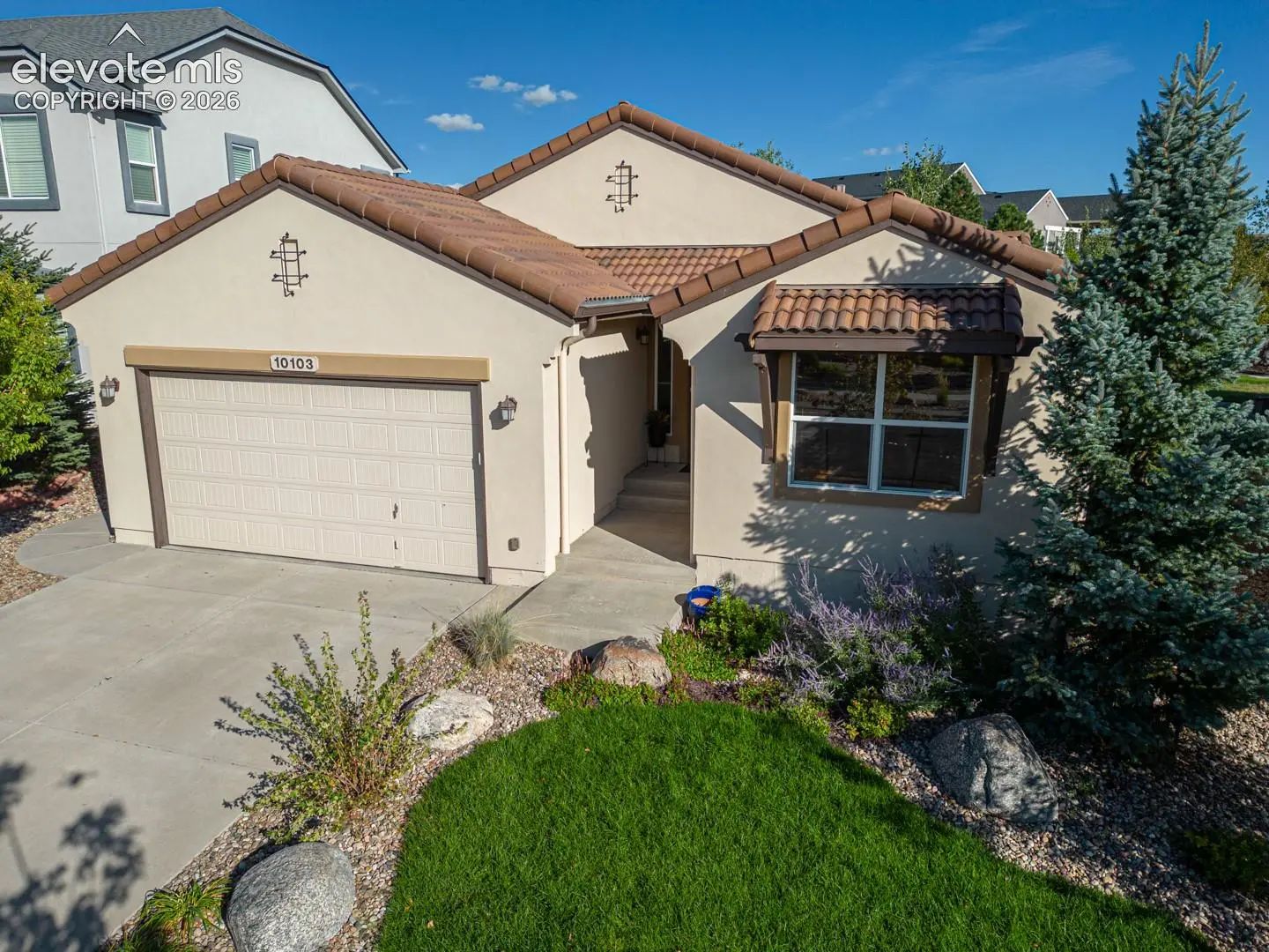 Residential Real Estate for Sale at 10103 Edgemont Ranch Lane in the city of Colorado Springs by MLS #3444164
