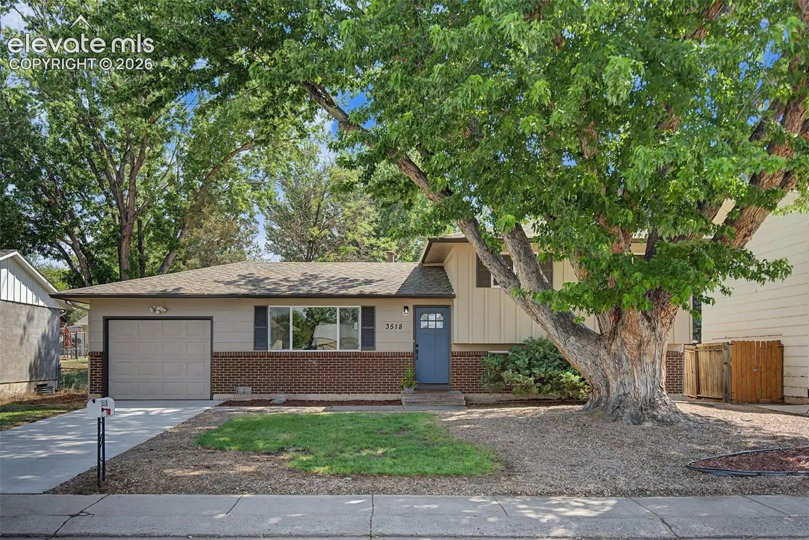 Homes for Sale in Colorado Springs, CO