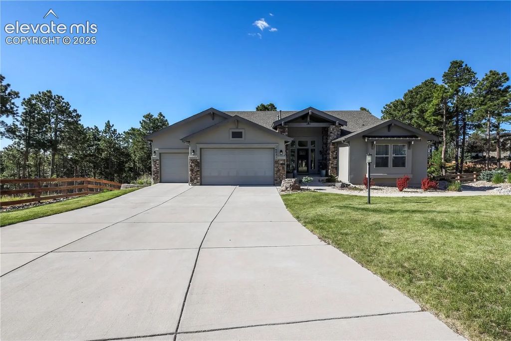16021 Fox Mesa Court, Monument