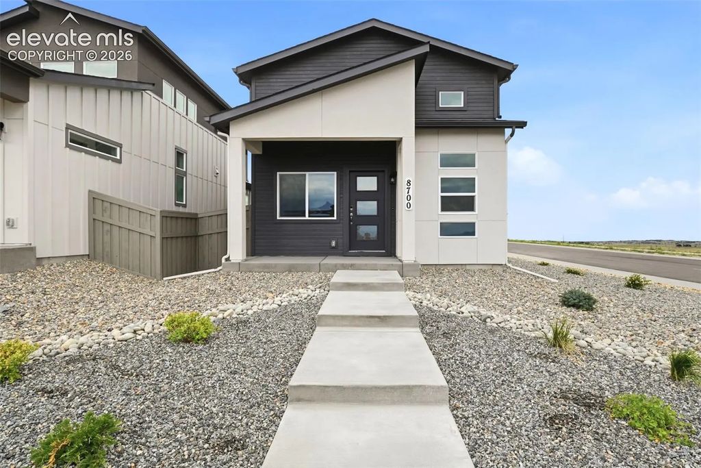 8700 Naperville Heights, Colorado Springs