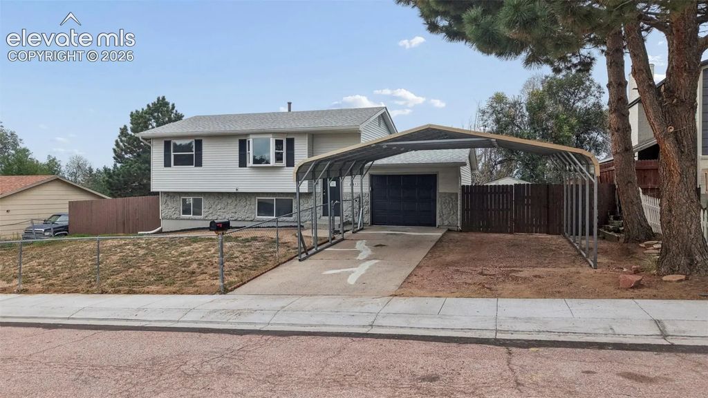 6885 Mescalero Drive, Colorado Springs