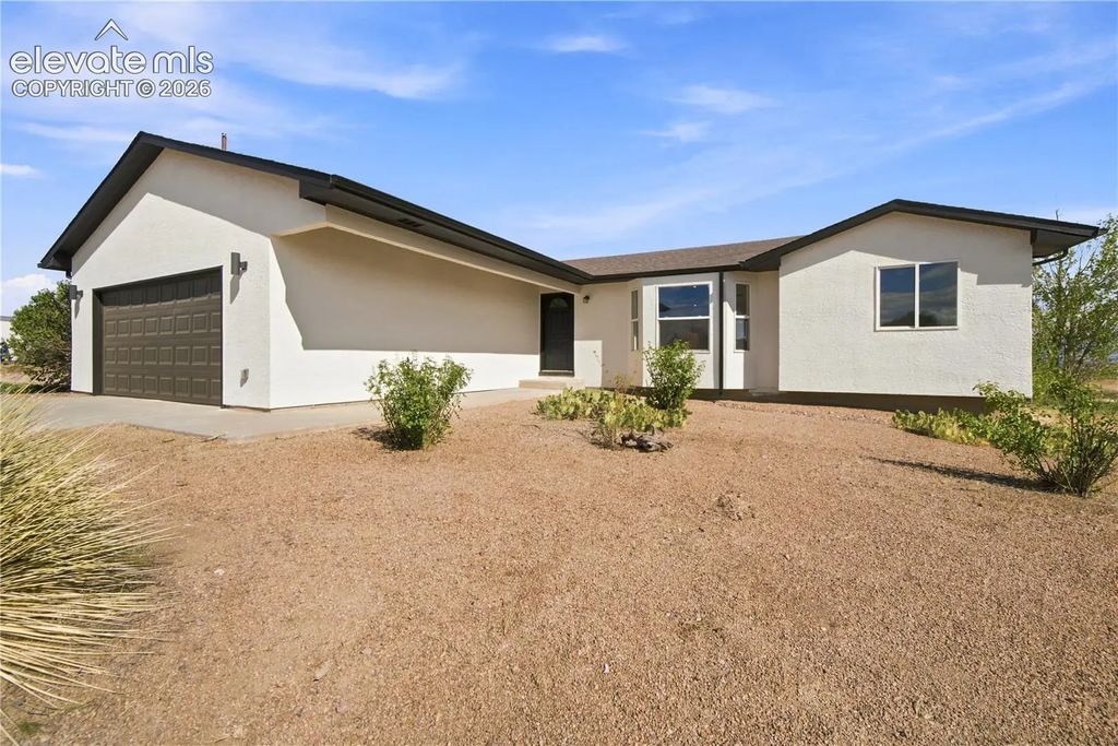 1124 E Lilac Court, Pueblo West