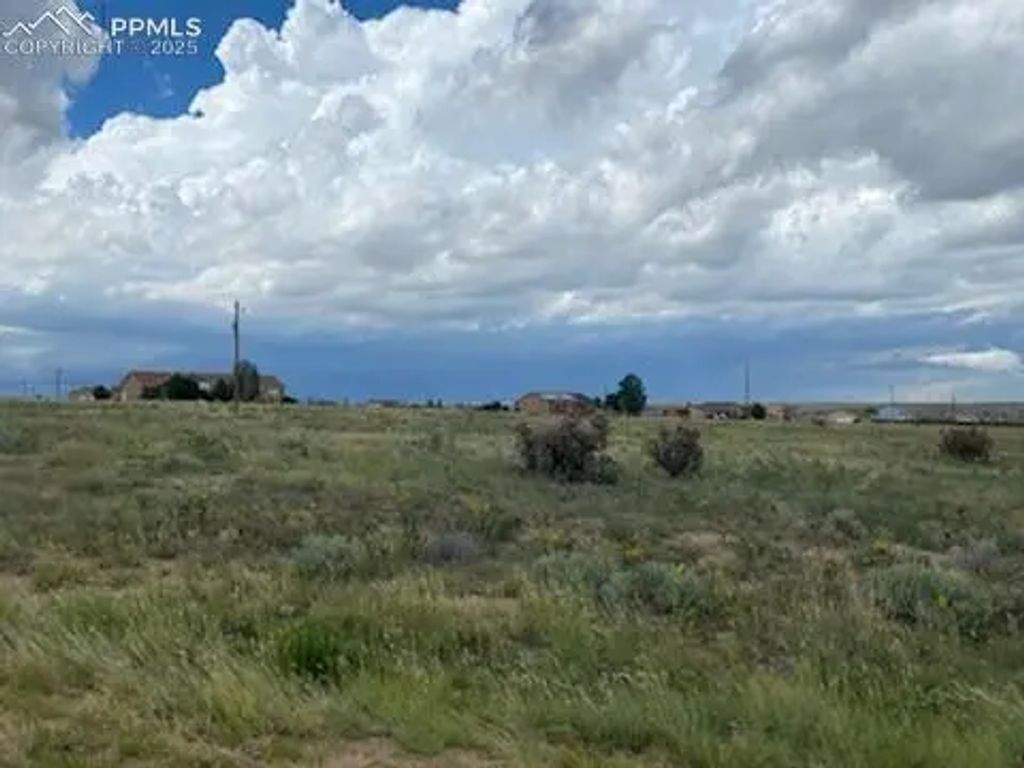 1895 E Frying Pan Drive, Pueblo West