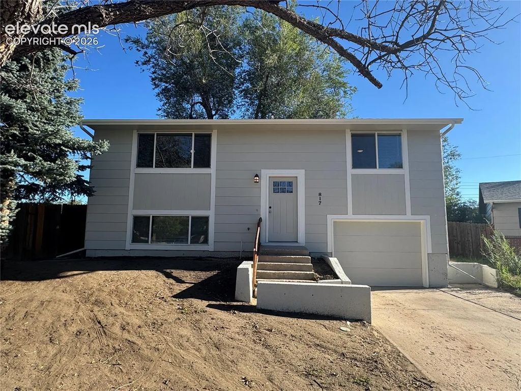 817 Don Juan Court, Colorado Springs