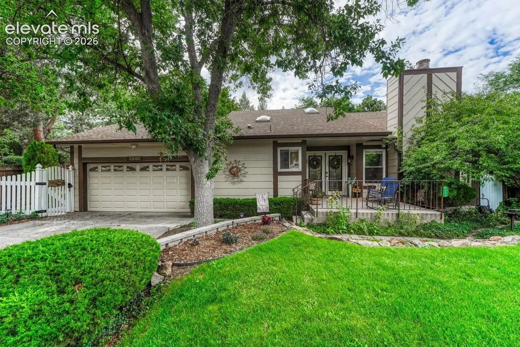 3960 Vondelpark Place, Colorado Springs