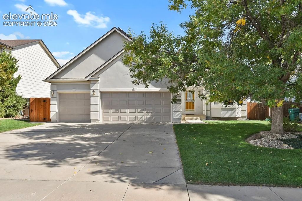 7381 Waterman Way, Colorado Springs