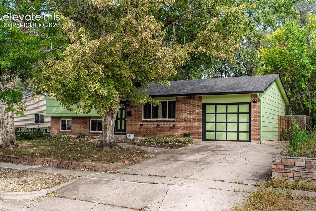 2512 E La Salle Street, Colorado Springs