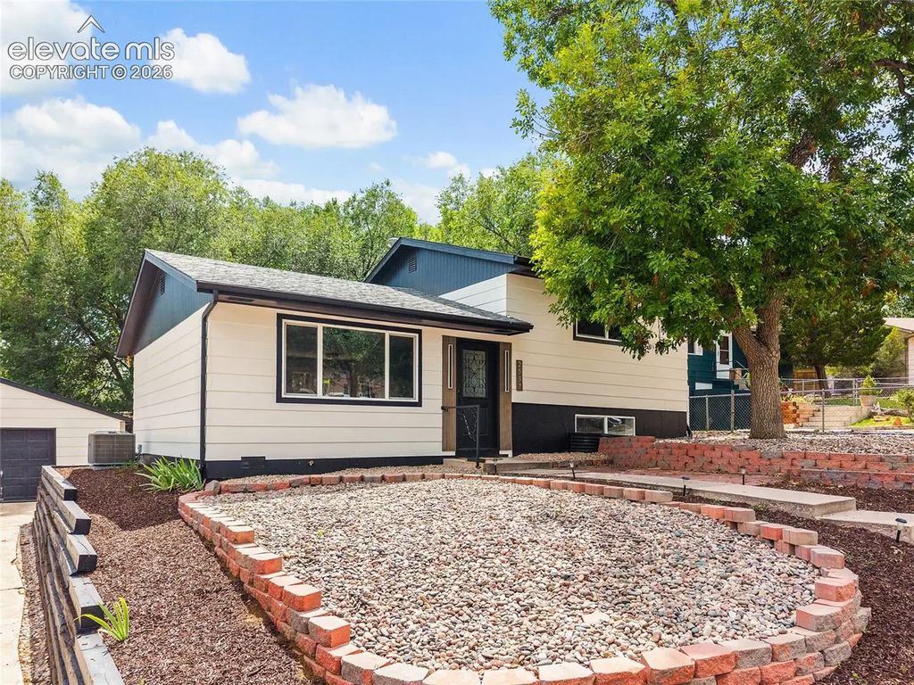 2537 Camelot Court, Colorado Springs