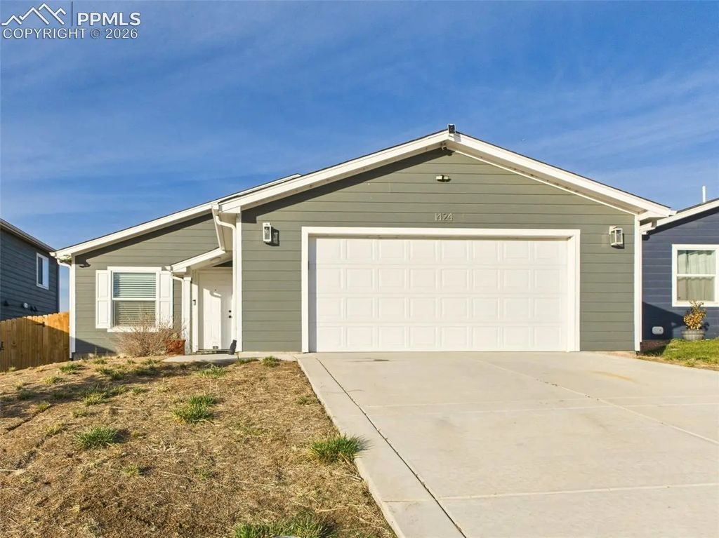 1424 Rivers Run Avenue, Pueblo