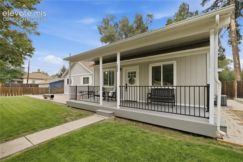 604 N Pine Street, Colorado Springs