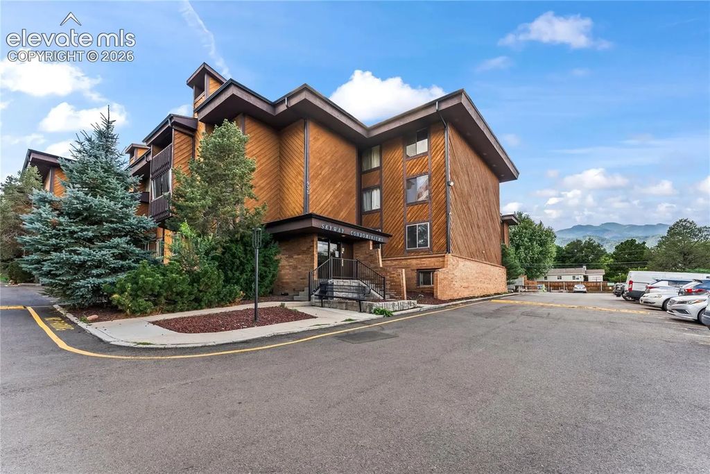 935 Saturn Drive 203, Colorado Springs
