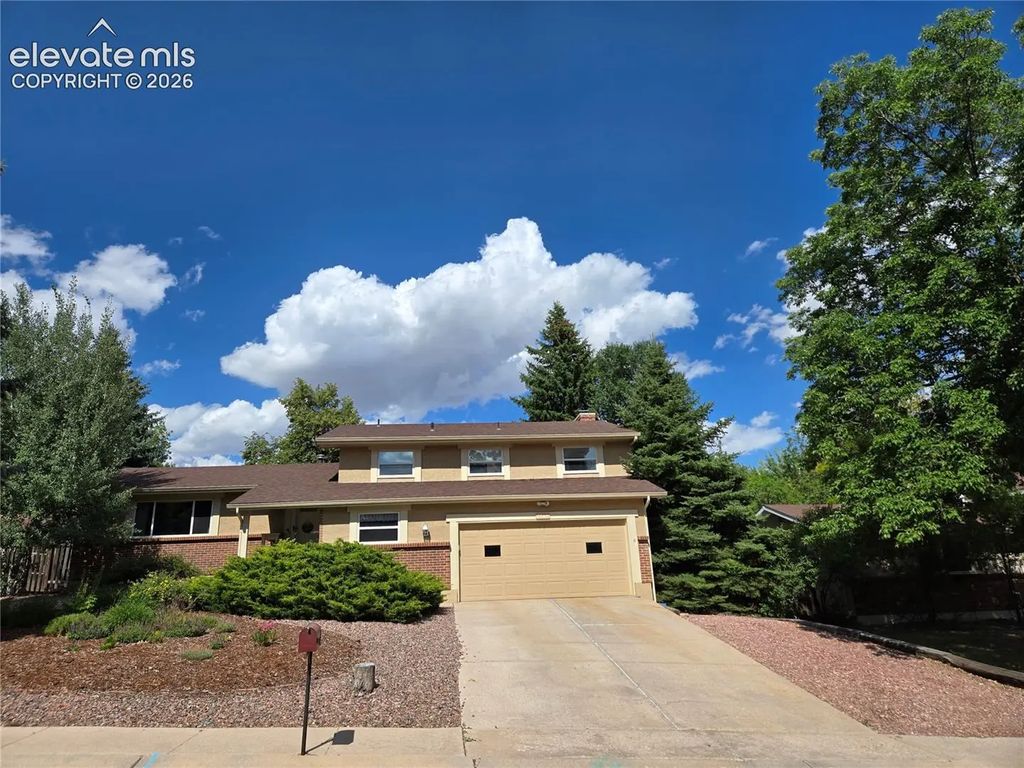 2565 Brady Drive, Colorado Springs