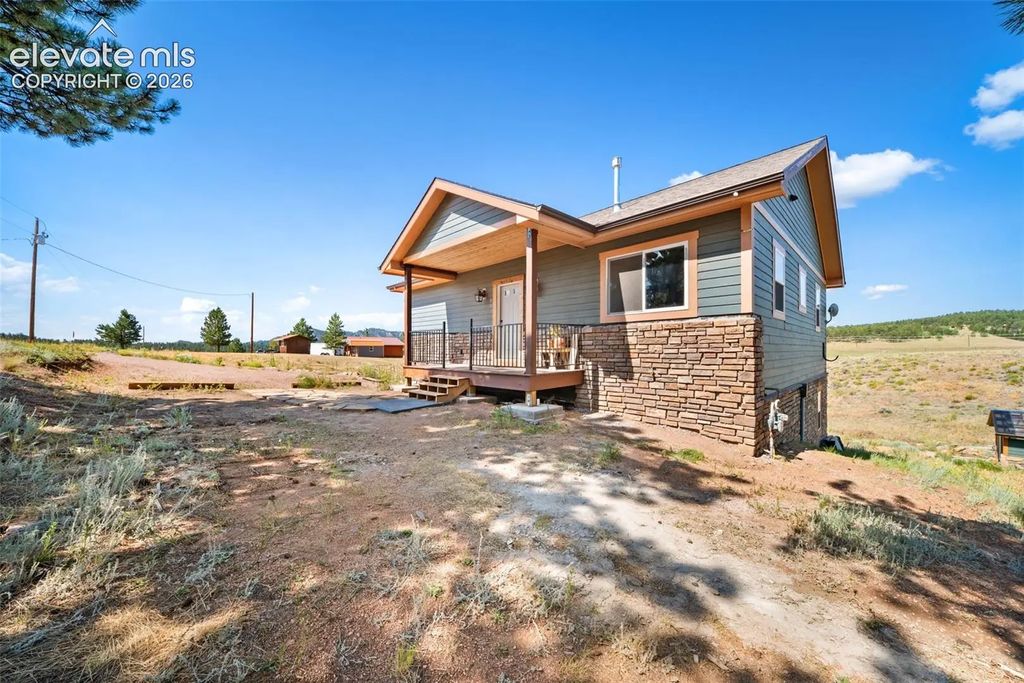 351 High Pasture Road, Florissant