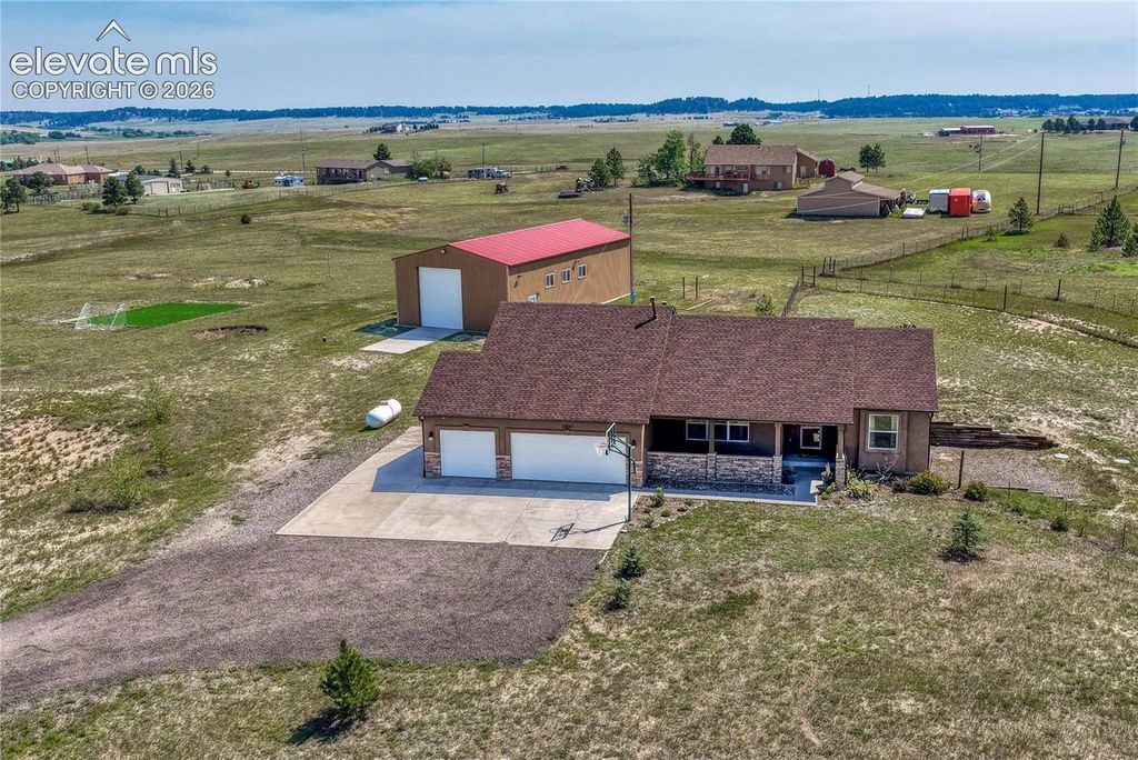 13695 Woodlake Road, Elbert