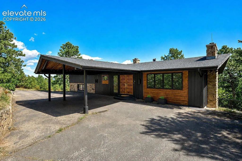 5 Chase Lane, Colorado Springs