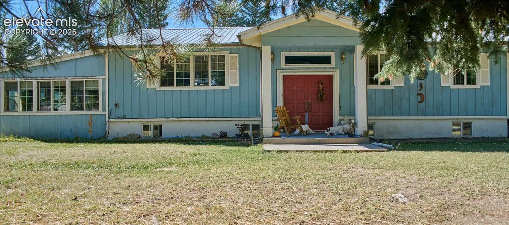 213 Culebra Street, San Luis