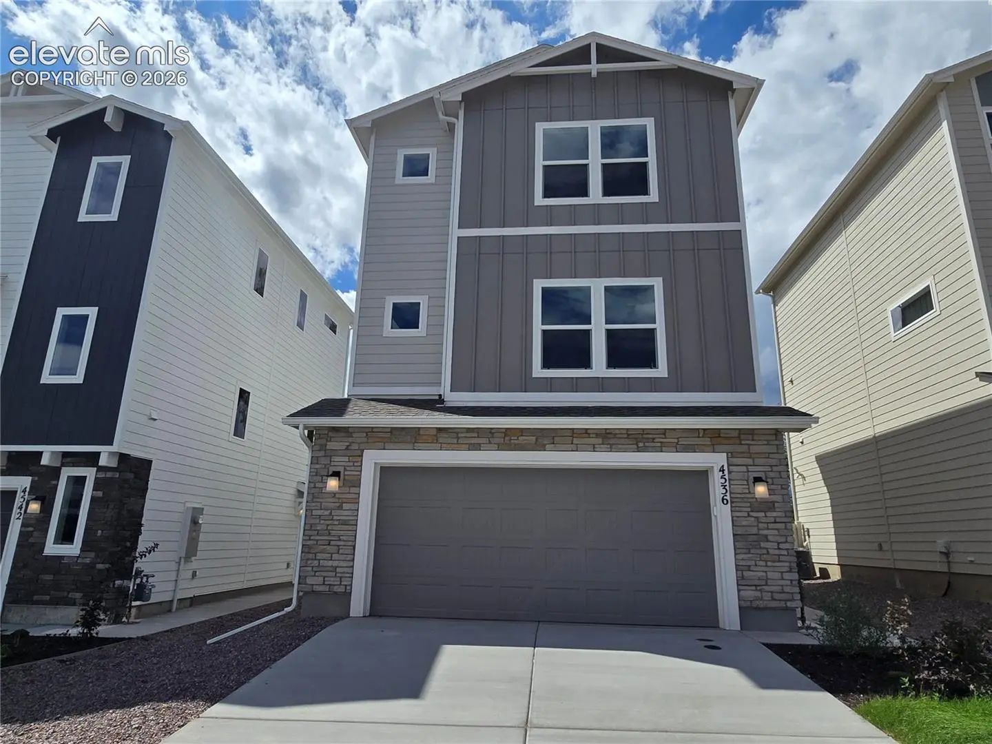 Residential Real Estate for Sale at 4536 Hawk Haven View in the city of Colorado Springs by MLS #4249546