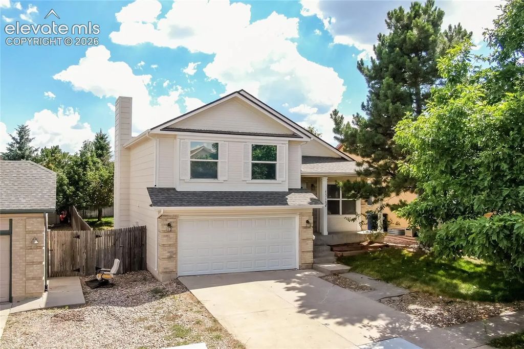 4319 Apache Plume Drive, Colorado Springs