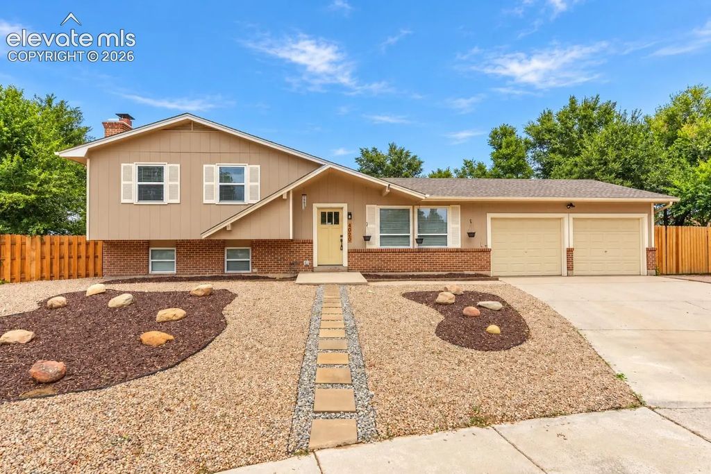 4020 Manzana Court, Colorado Springs