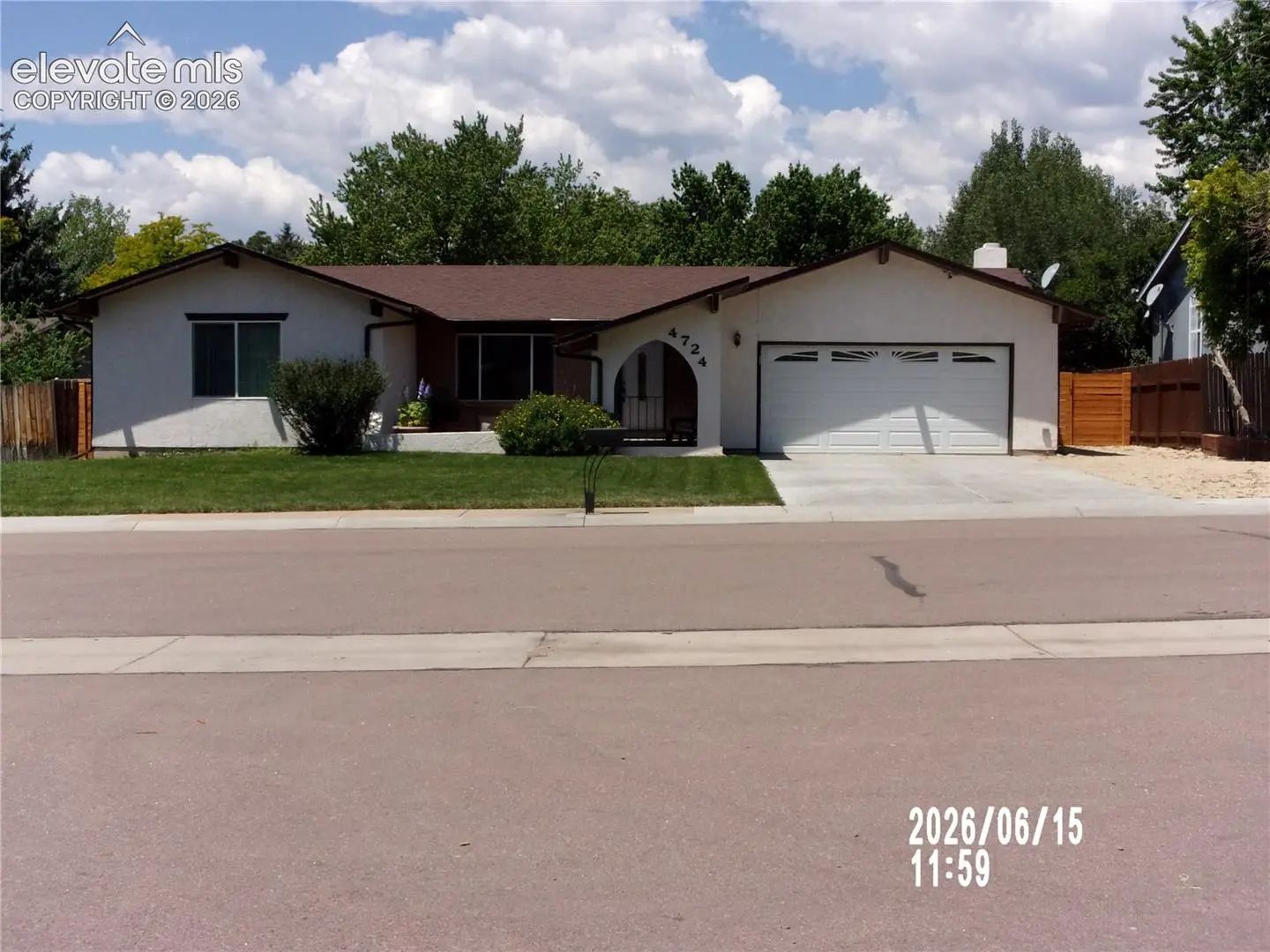 Residential Real Estate for Sale located in the neighborhood of Vista Grande, in the city of Colorado Springs, CO