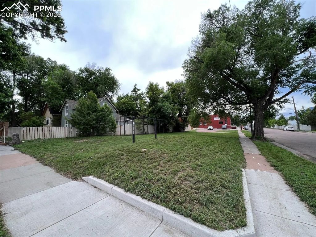 703 E Costilla Street, Colorado Springs
