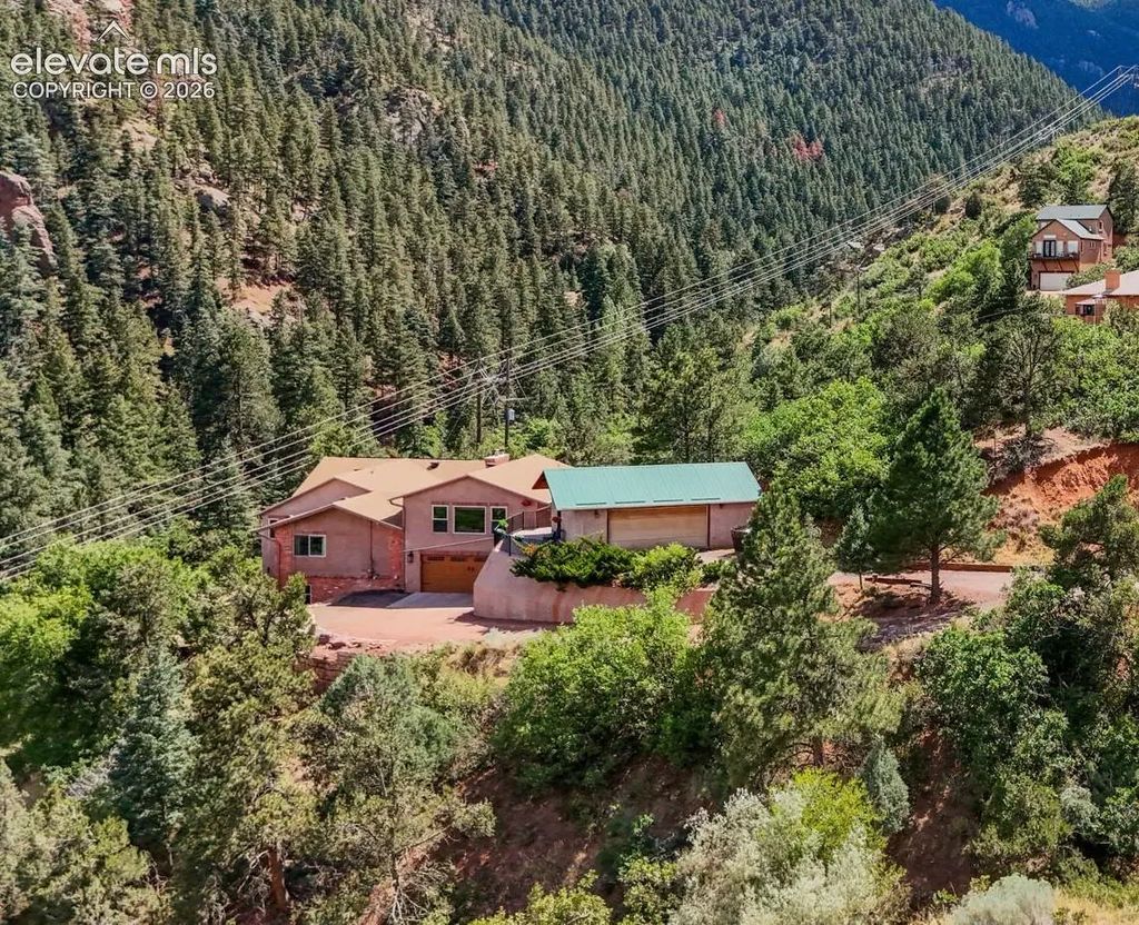 812 Crystal Park Road, Manitou Springs