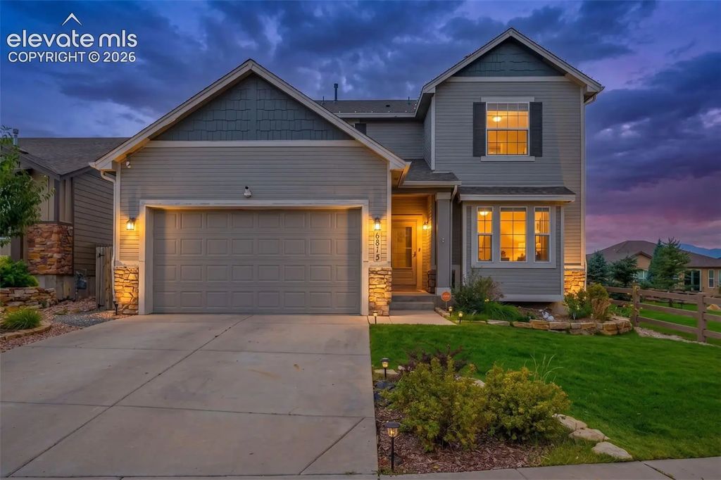 6815 Mustang Rim Drive, Colorado Springs