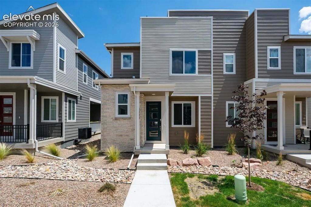 2480 Serviceberry Grove, Colorado Springs