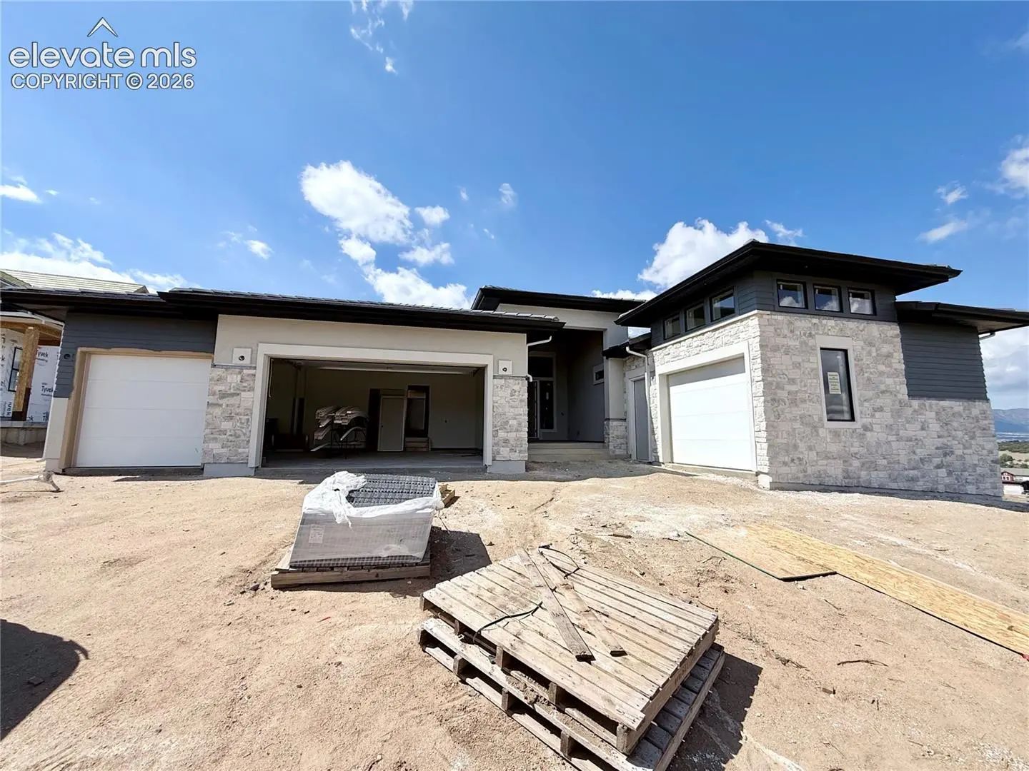 MLS #5563518 for Sale at 13437 Pride Mountain Drive, in the city of Colorado Springs, 80921