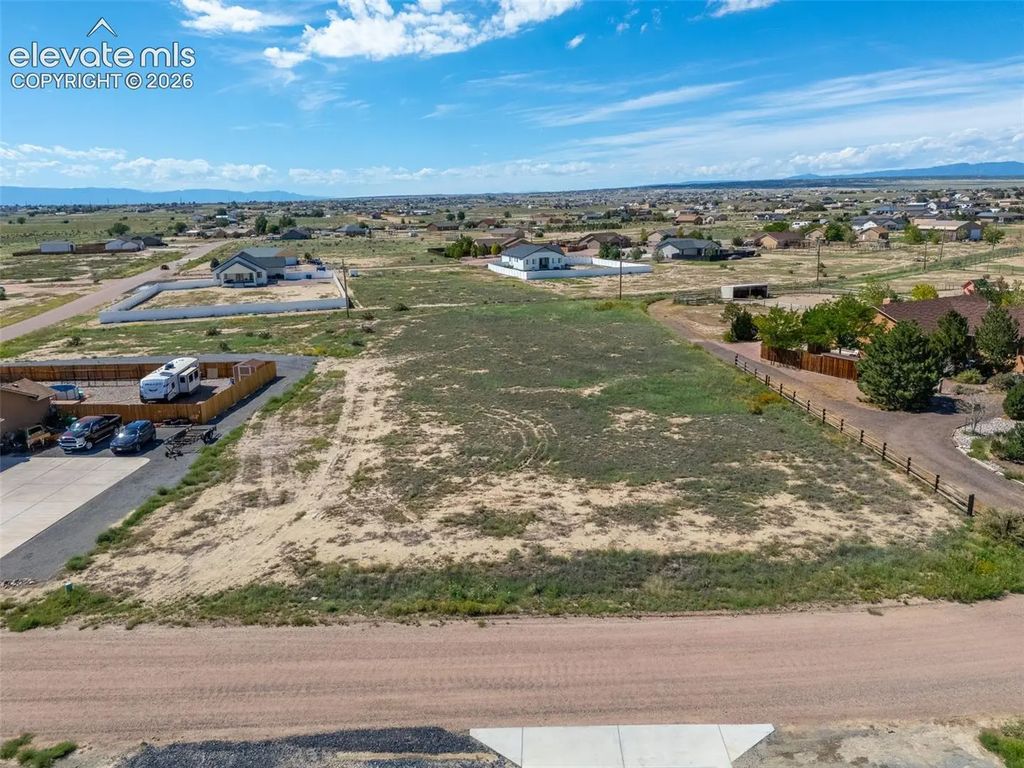 1211 N Hill Lane, Pueblo West