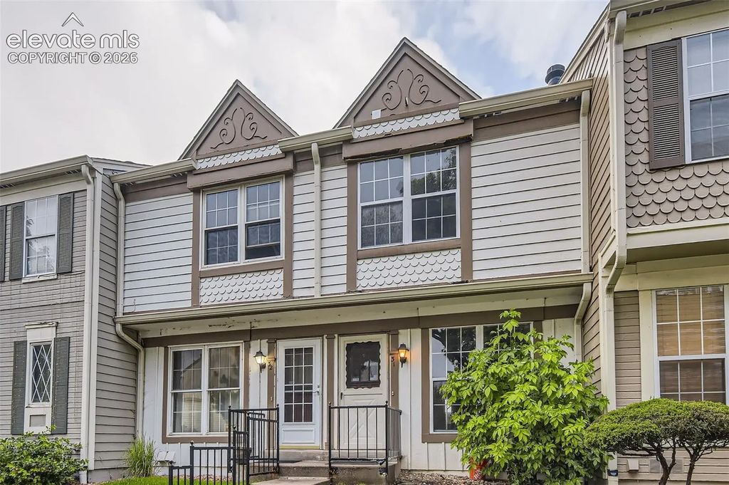 1811 S Quebec Way 31, Denver