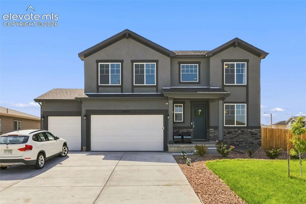 3425 Bella Luna Drive, Pueblo