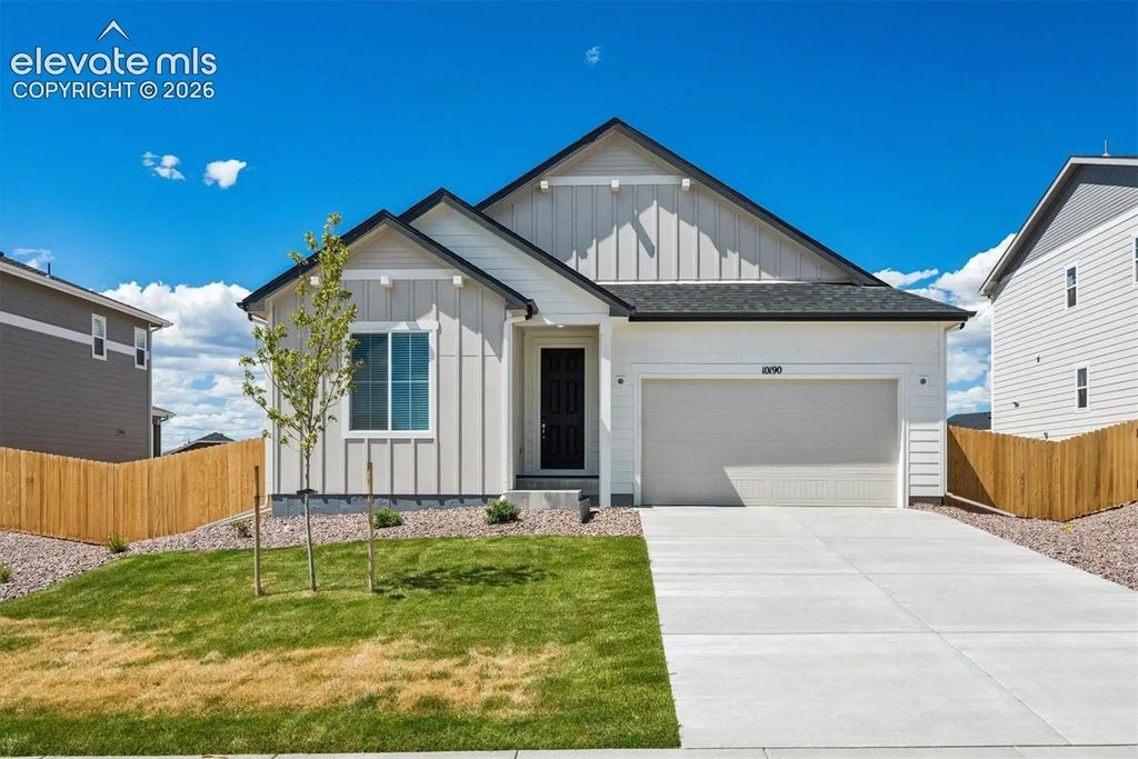 10190 Keating Drive, Peyton