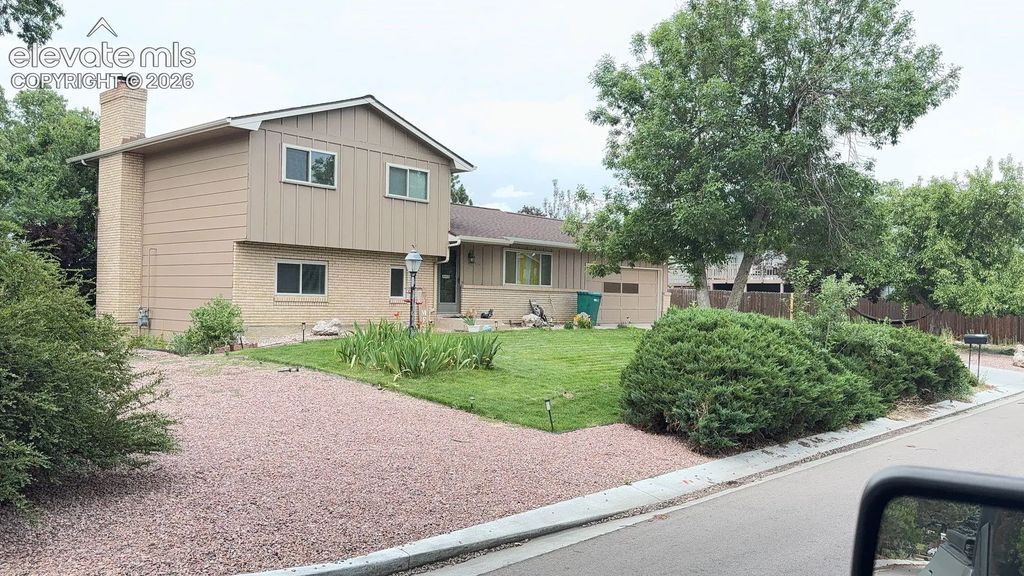 1404 Imperial Road, Colorado Springs