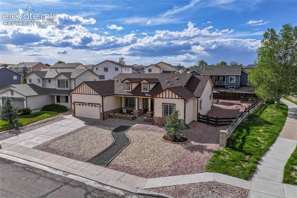 12266 Crystal Downs Road, Peyton