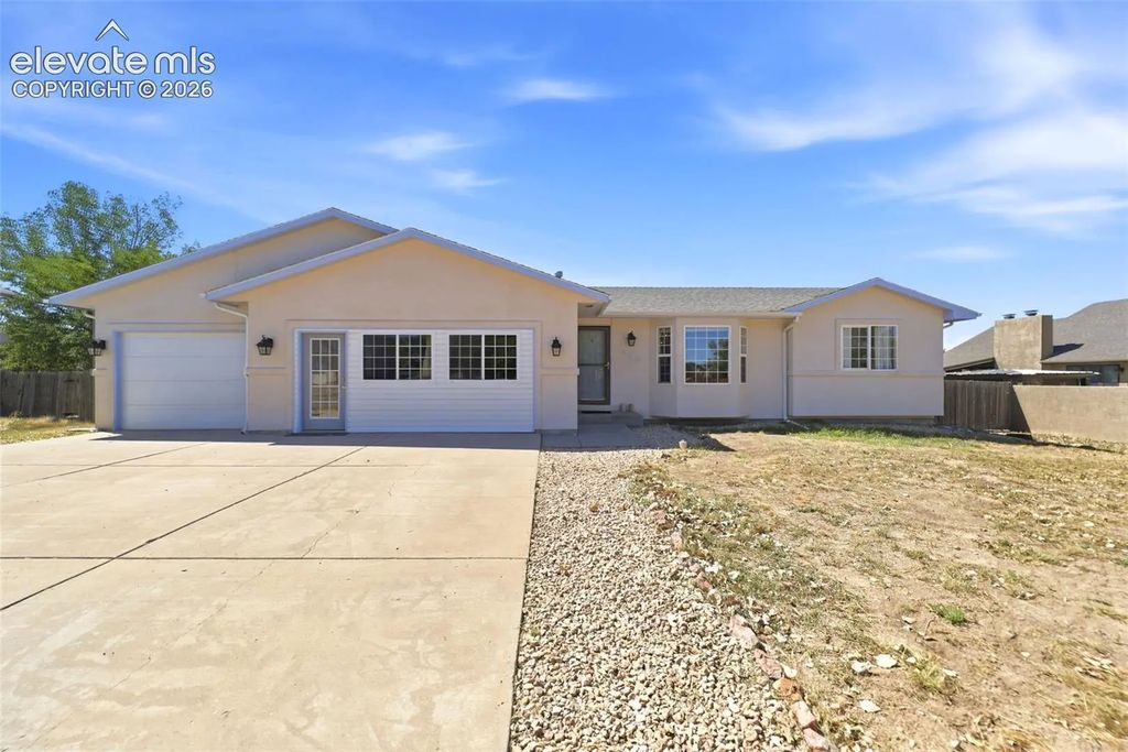 458 W Lookout Drive, Pueblo West