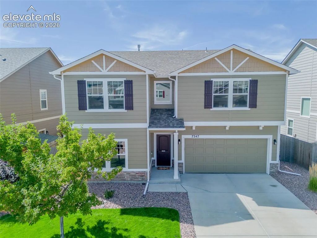 7247 Cat Tail Creek Drive, Colorado Springs