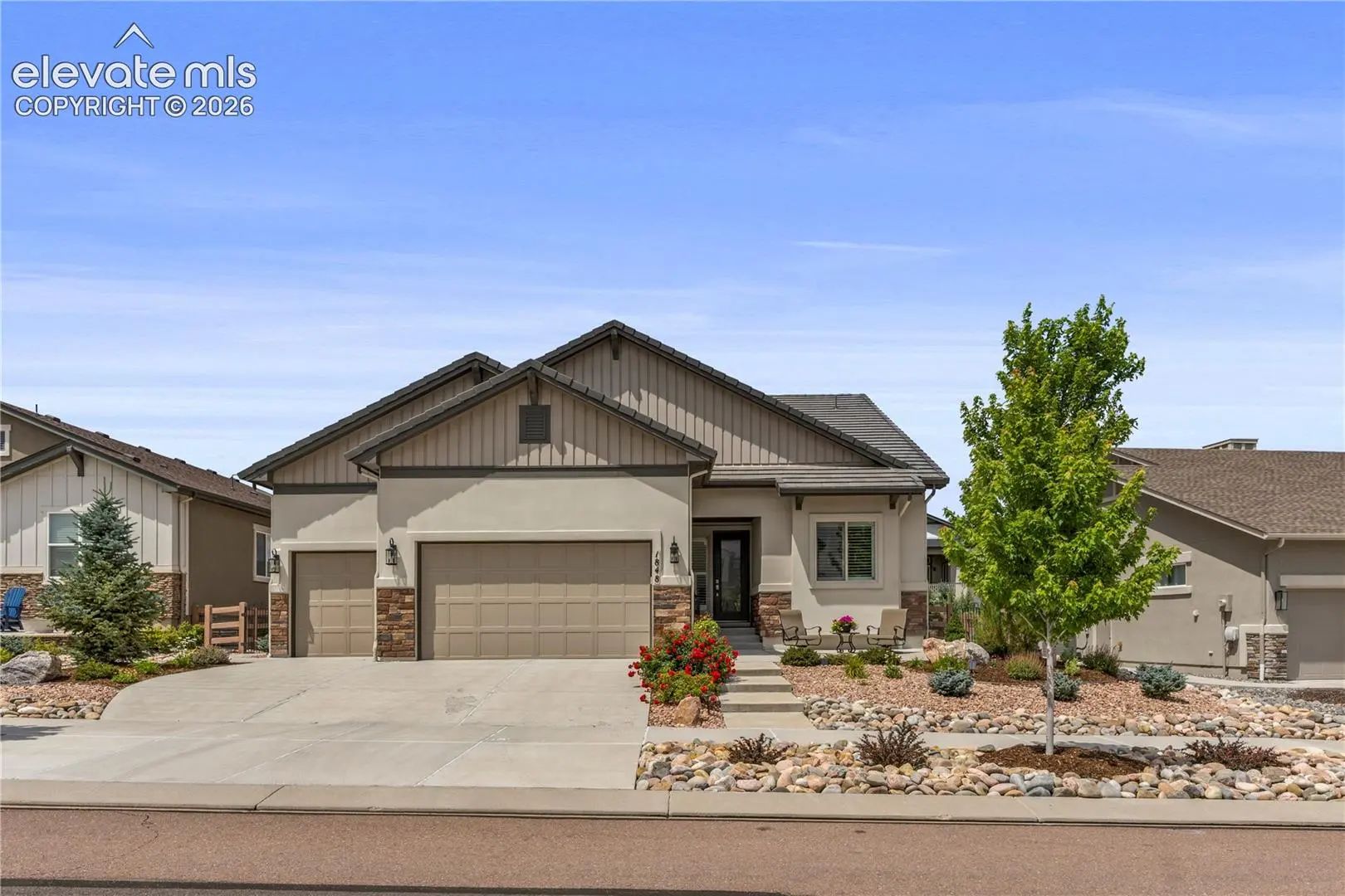 Residential Real Estate for Sale at 1848 Walnut Creek Court in the city of Colorado Springs by MLS #4811822
