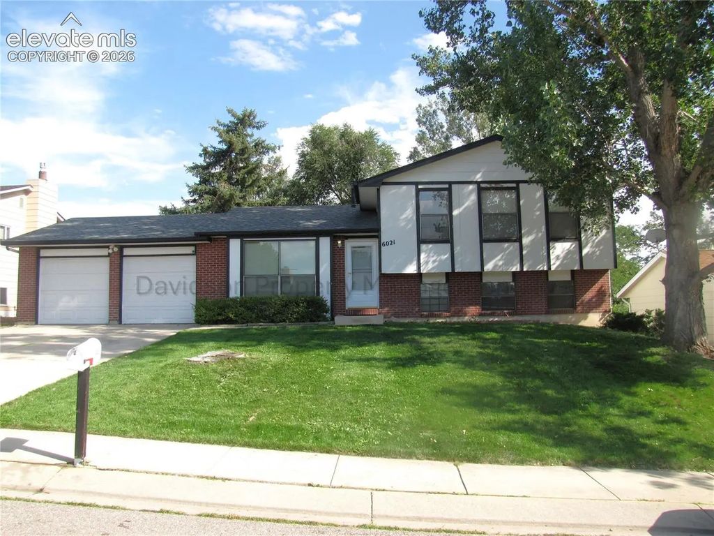 6021 Powder Keg Place, Colorado Springs