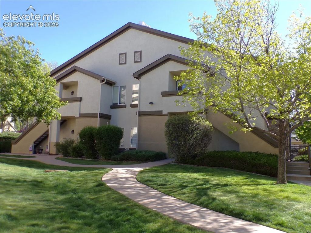 3815 Riviera Grove 101, Colorado Springs