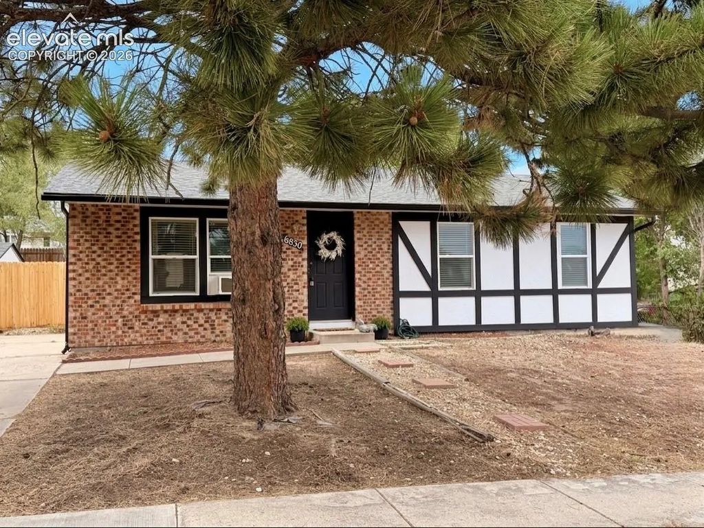 6830 Chippewa Road, Colorado Springs