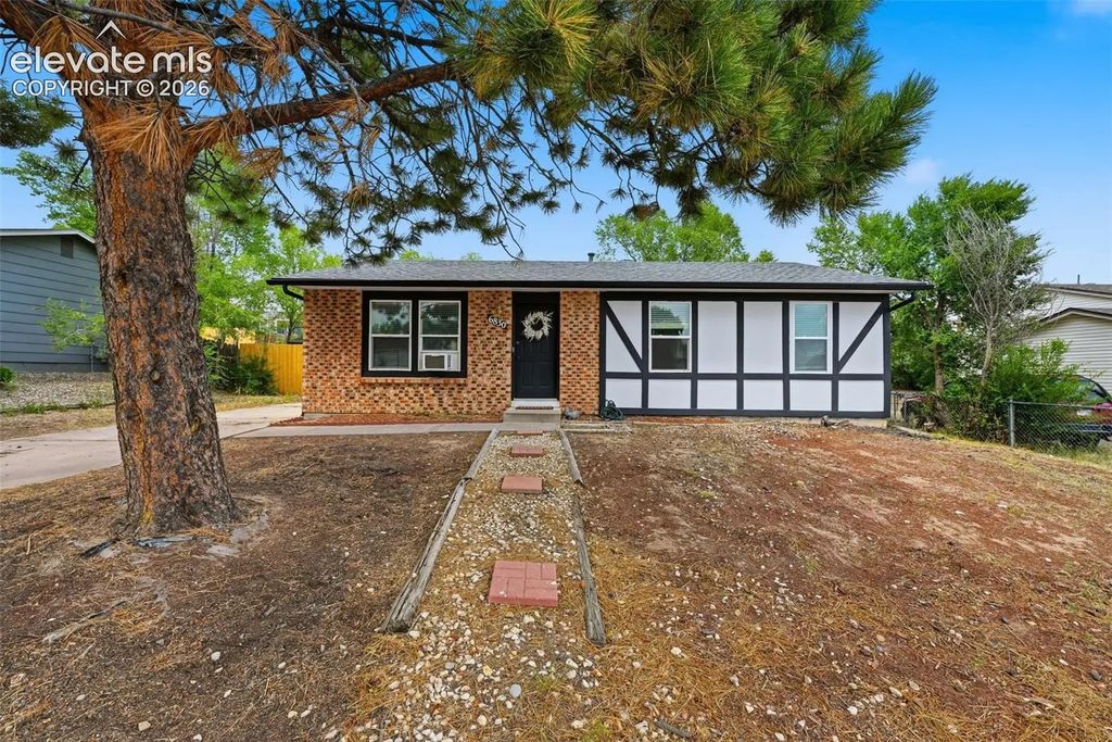 6830 Chippewa Road, Colorado Springs