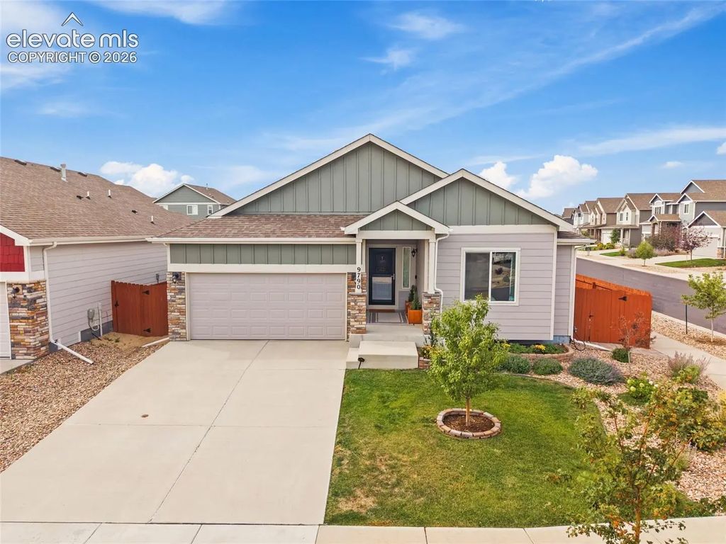 9790 Vistas Park Drive, Peyton