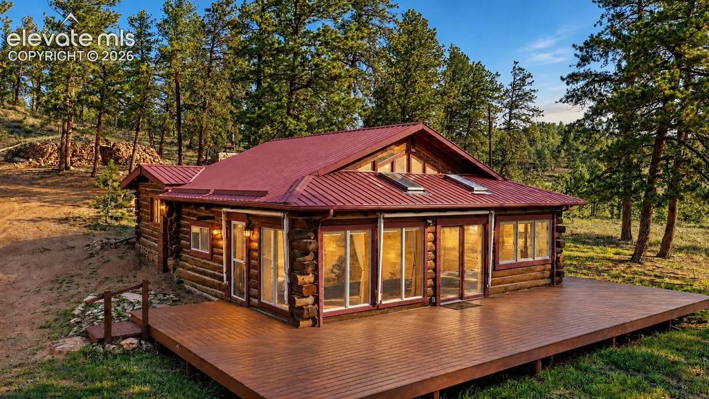 3303 Trail Creek Road, Florissant