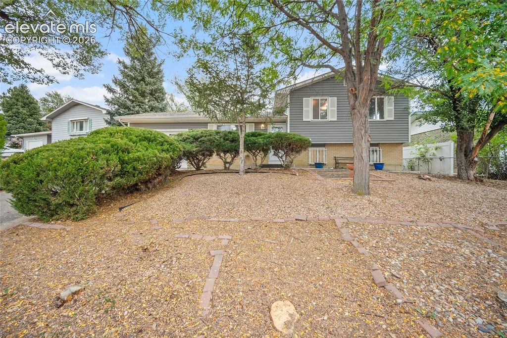 1021 De La Vista Place, Colorado Springs