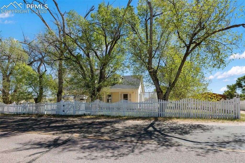 10355 Link Road, Fountain