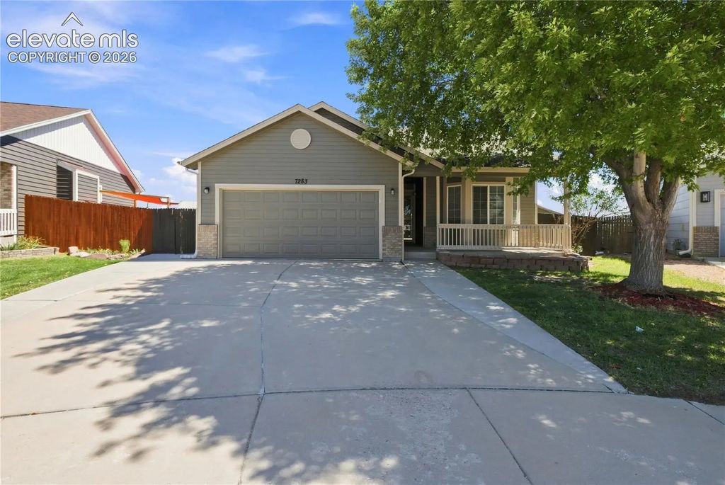 7283 Dove Valley Place, Colorado Springs