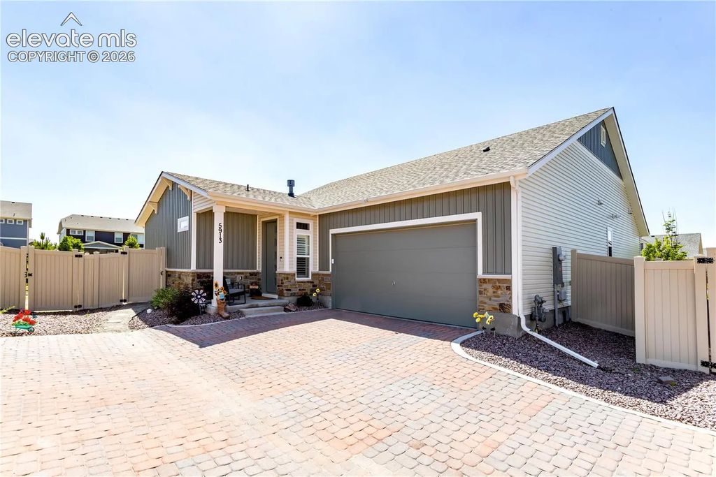 5913 Haster Grove, Colorado Springs